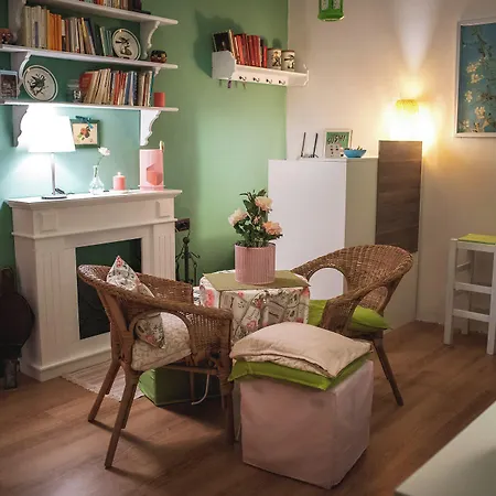 Casa Lena לינה וארוחת בוקר נאפולי