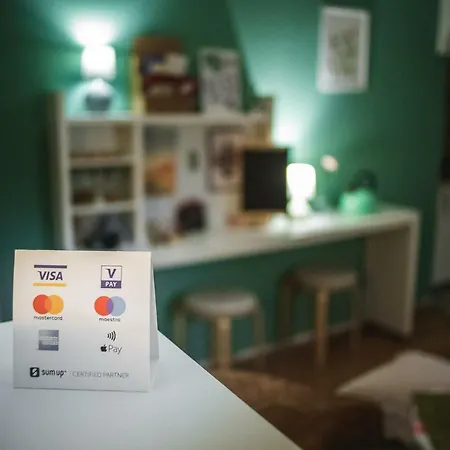 לינה וארוחת בוקר Casa Lena