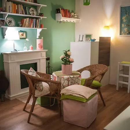 Casa Lena לינה וארוחת בוקר נאפולי